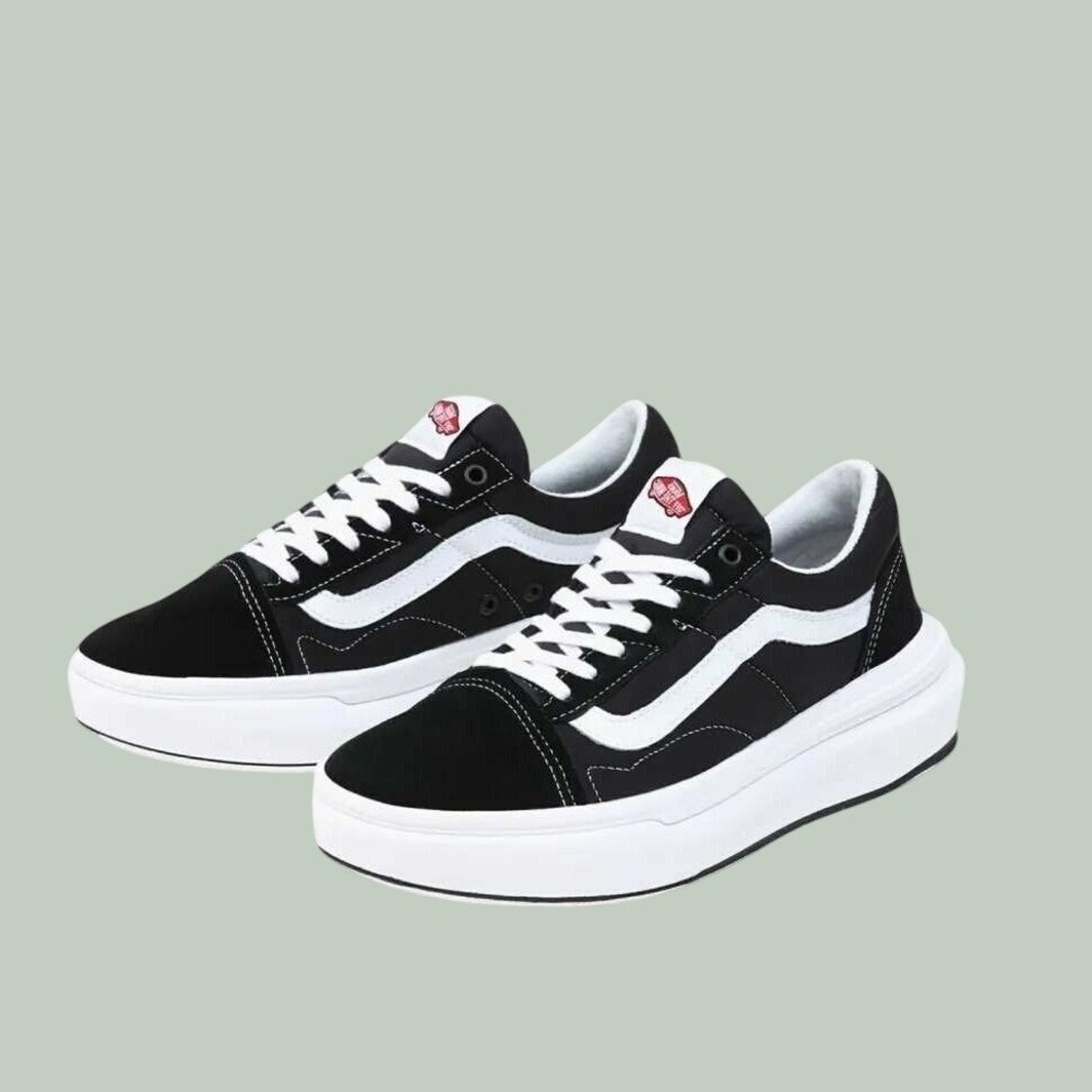 Vans Old Skool Vans Overt ComfyCush Black White Men 6.5/Women 8 UNISEX NEW